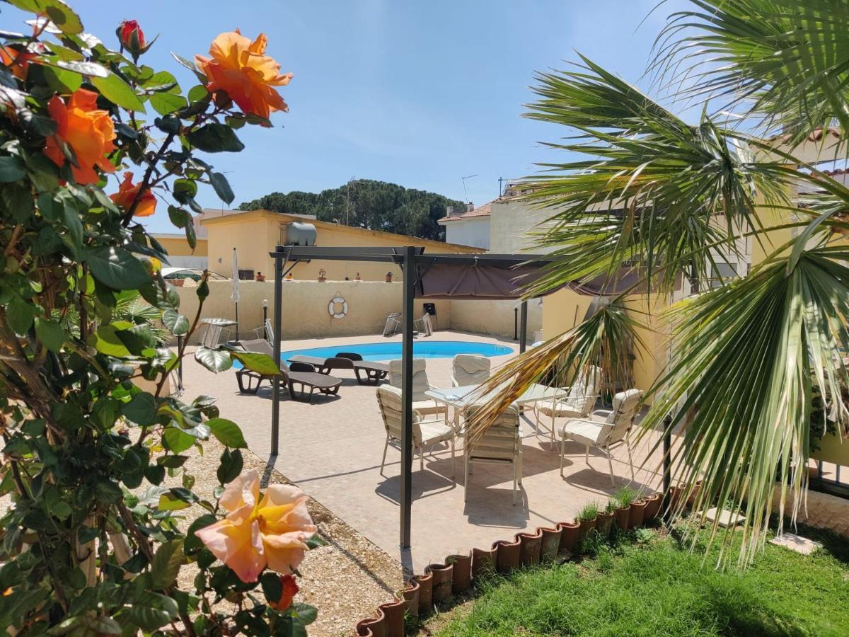 Pool Seaside Relais - Ville Ninfea, Marea, Rosa E Cassiopea 冯塔尼比安奇 外观 照片